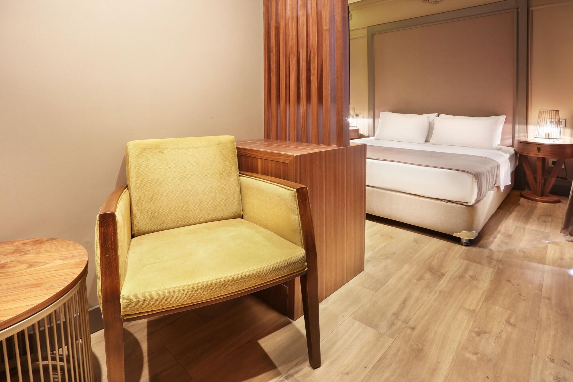 Taksim Premium Hotel Истанбул Екстериор снимка