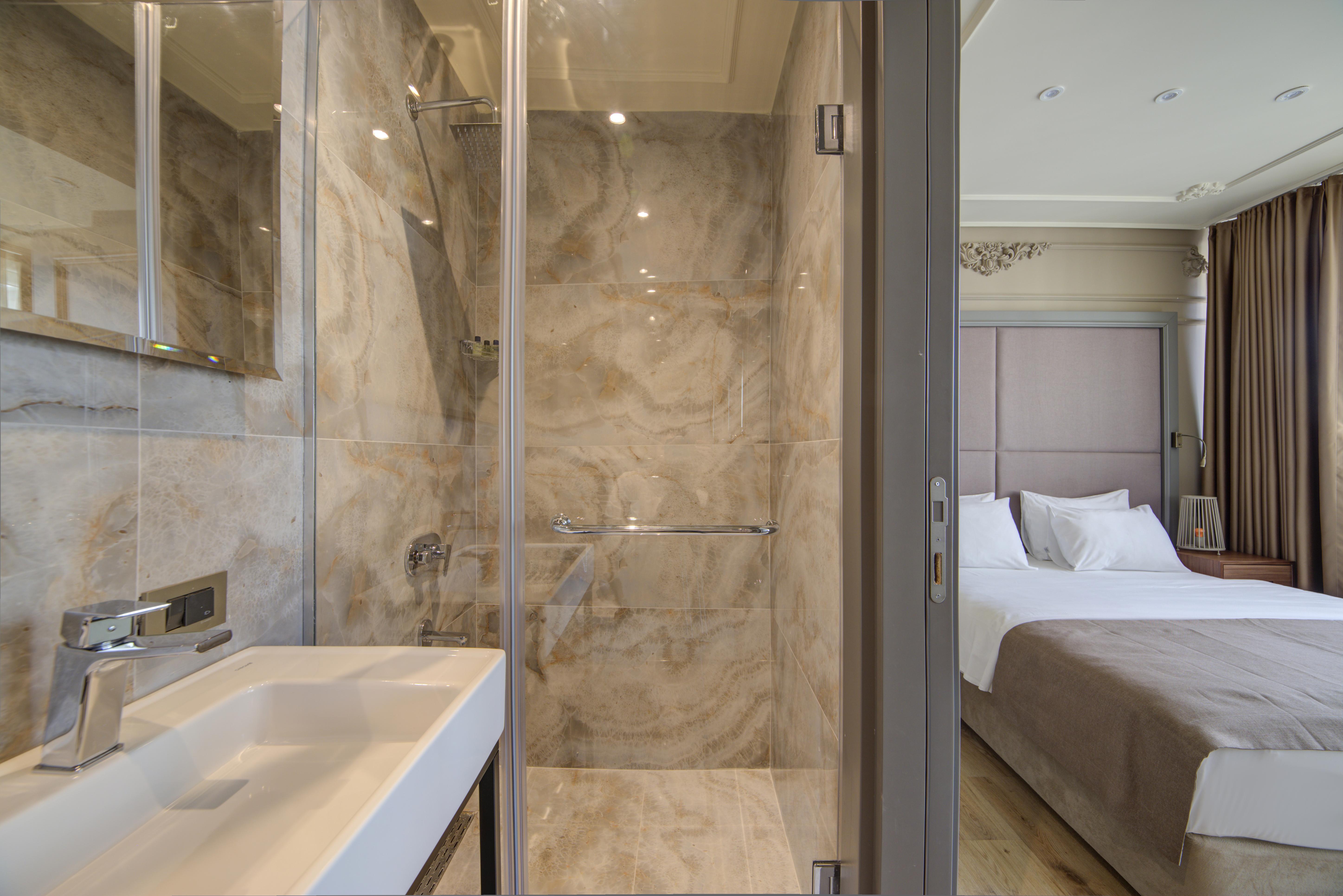 Taksim Premium Hotel Истанбул Екстериор снимка