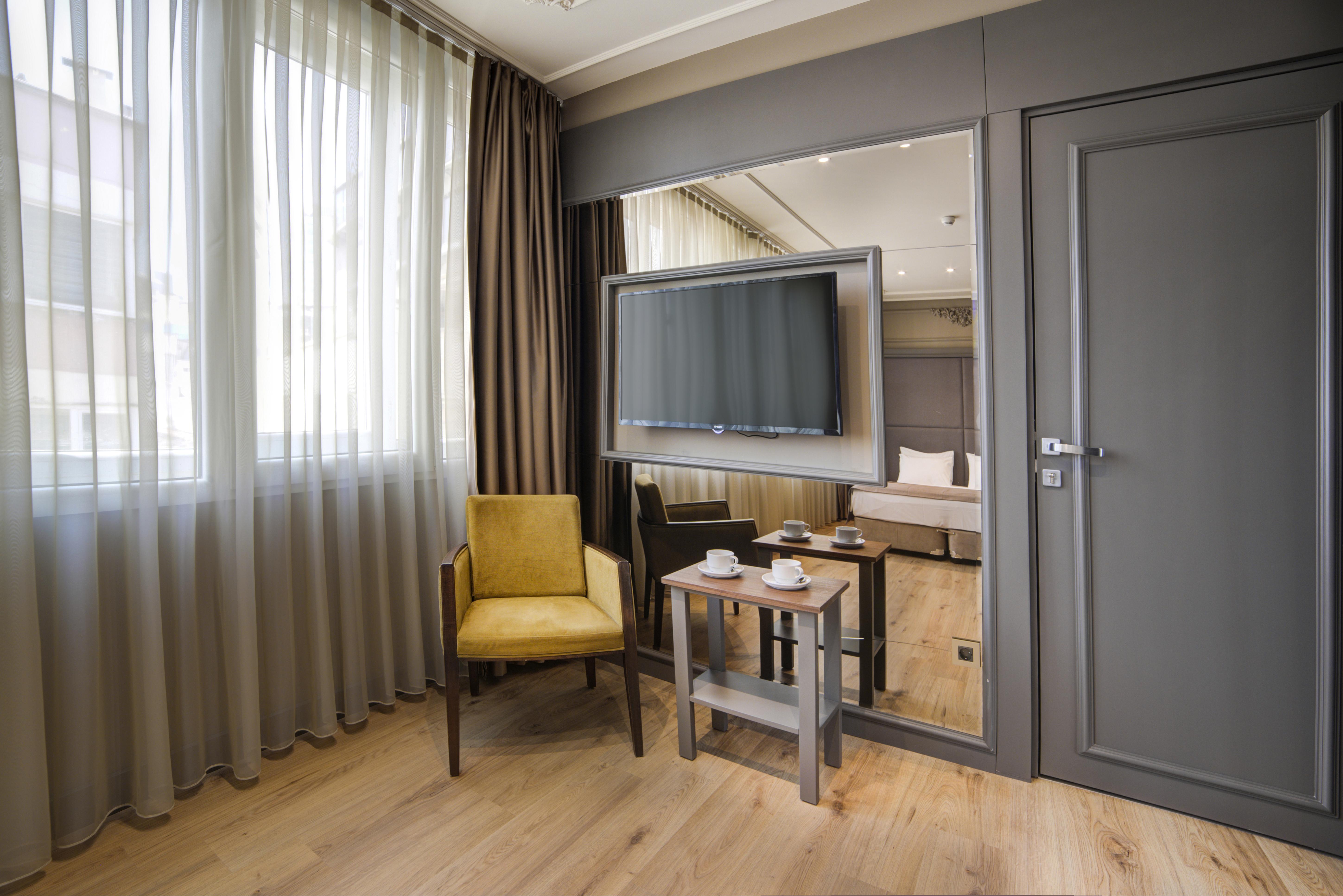 Taksim Premium Hotel Истанбул Екстериор снимка