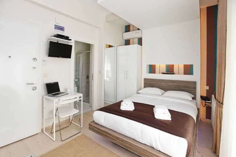 Taksim Premium Hotel Истанбул Екстериор снимка