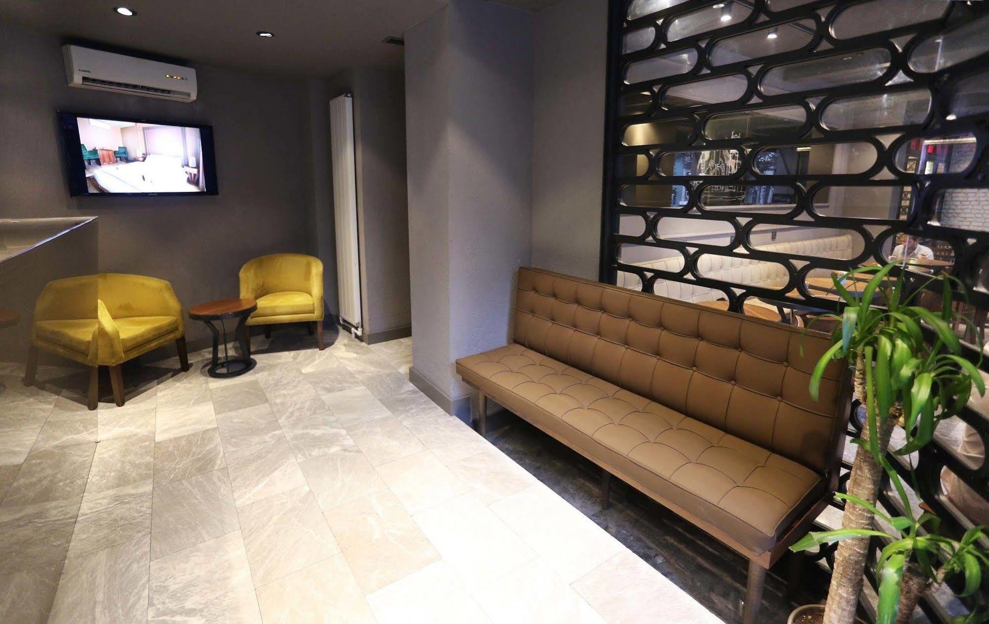 Taksim Premium Hotel Истанбул Екстериор снимка